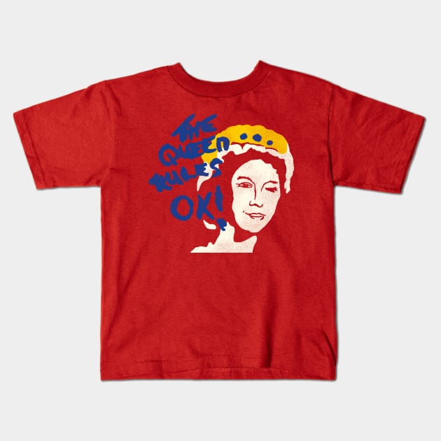 The Queen Rules OK! Kids T-Shirt by darklordpug